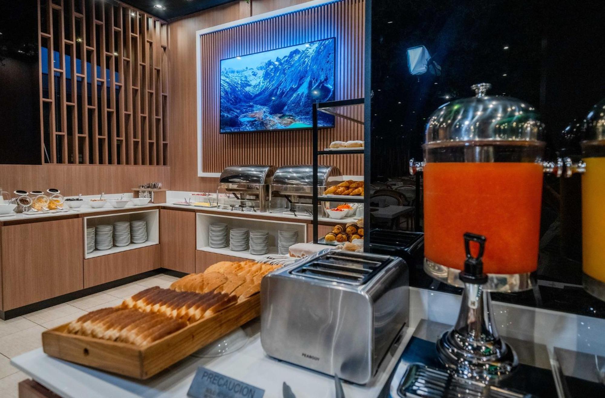 Holiday Inn Rosario By Ihg Ngoại thất bức ảnh